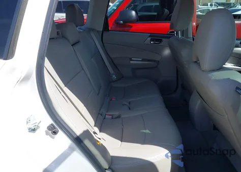 2010 Subaru Forester 2.5Xt Premium из США, поврежденный, VIN JF2SH6EC8AH707603